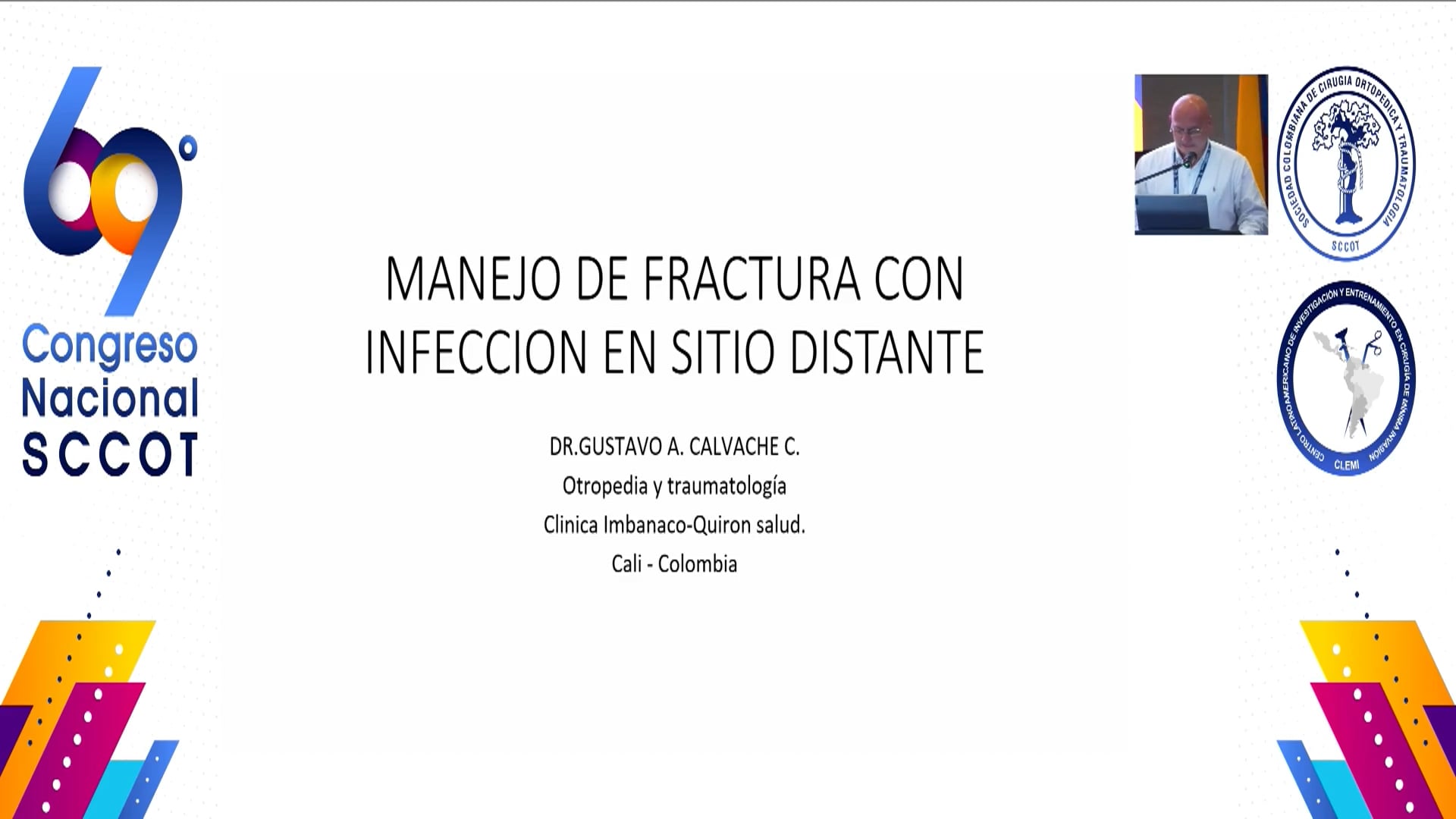 Si tengo infección en un sitio diferente de mi fractura, ¿me pueden hacer osteosíntesis?